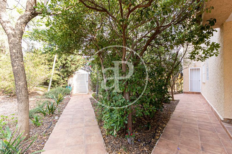 Foto 6880c3ba-7449-459d-8c68-97808f98c274. Casa chalet en venta en urbanización Cumbres de Calicanto en Torrent