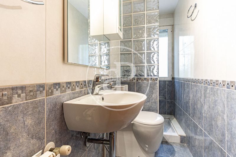 Foto fb54f505-025c-41ff-befa-5b6e29eb7864. Casa chalet en venta en urbanización Cumbres de Calicanto en Torrent