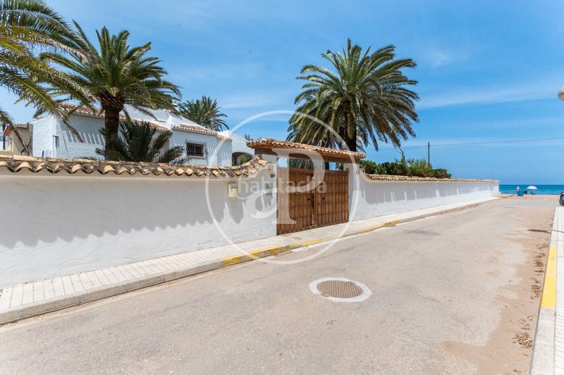 Foto eed3d33d-f87f-48d3-9278-ac1122fc1865. Terreno residencial en Les Bassetes - El Marjal Dénia