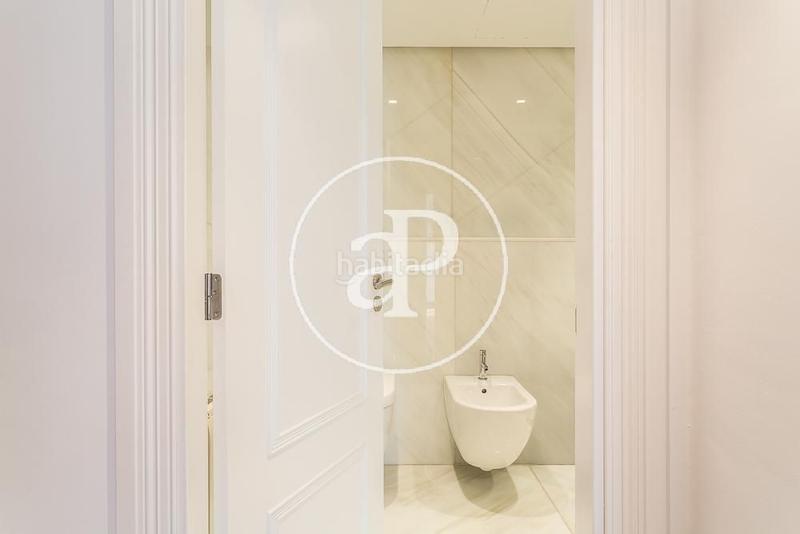 Foto 5fcbd082-f99a-453a-a43e-3a0f86fb2aa1. Pis amb calefacció aparcament a El Pla del Remei Valencia