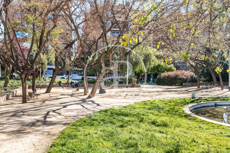 Foto 48c6fe85-5399-4f88-bdf2-6b71a61ce1a1. Attique avec chauffage parking piscine dans Tres Torres Barcelona
