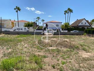 Terreny residencial  Calle trece