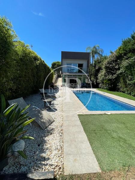 Foto 5b0ce964-9a2b-4052-b377-8f34489b2e7f. Casa amb calefacció aparcament piscina a Sierra Perenchiza-Cumbres de Calicanto-Sto Domingo Chiva