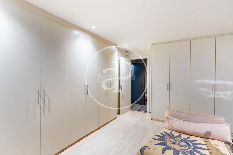 Foto 609a4652-c049-4213-a262-e04b952746a3. Casa amb calefacció aparcament piscina a Sarrià Barcelona