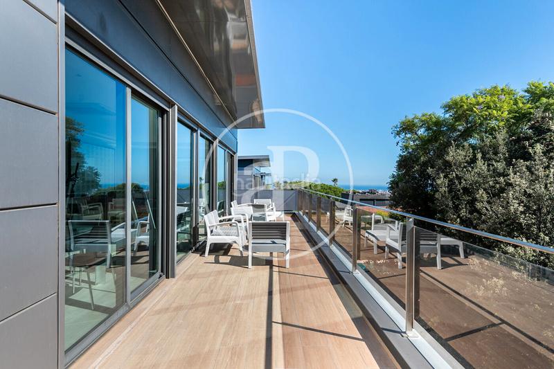 Foto f5d90df9-a142-4d62-99aa-de993e18deda. Casa amb calefacció aparcament piscina a Sarrià Barcelona