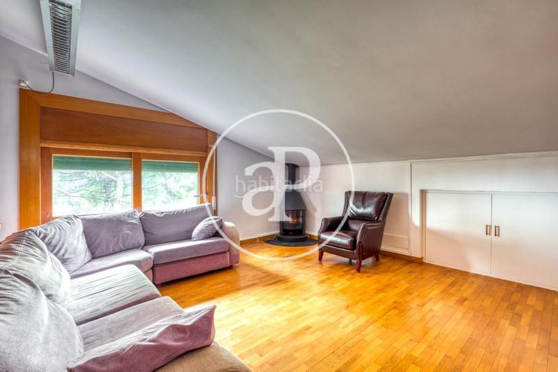 Foto 1e104b44-cd21-446f-89c5-dd7df16a1475. Casa con riscaldamento parcheggio piscina in Golf-Can Trabal Sant Cugat del Vallès