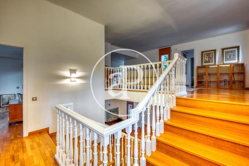 Foto 3c86a329-090f-48e4-9c08-1f6a663fc176. Casa con riscaldamento parcheggio piscina in Golf-Can Trabal Sant Cugat del Vallès