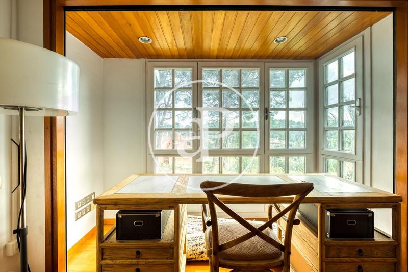 Foto 7e41d7be-c7f1-4e8b-8325-4435d71a0875. Casa con riscaldamento parcheggio piscina in Golf-Can Trabal Sant Cugat del Vallès