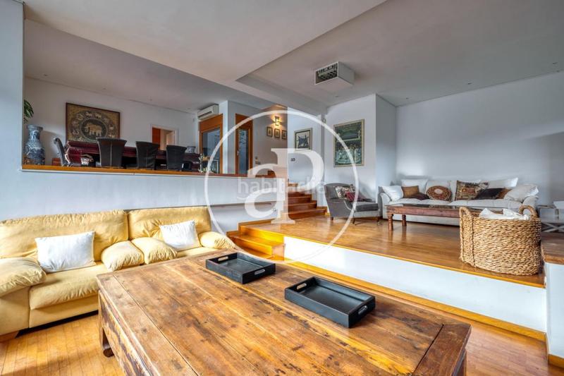 Foto 8cb6286e-bf32-423a-adf2-f52378403f2d. Casa con riscaldamento parcheggio piscina in Golf-Can Trabal Sant Cugat del Vallès