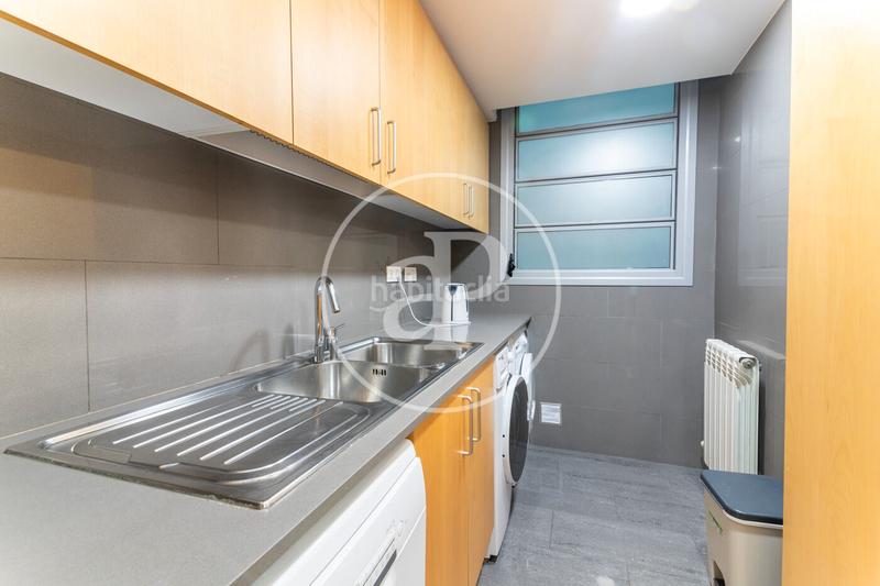 Foto 7050f876-f86f-47ee-8d83-a4c51182e02d. Rent flat with heating parking in Dreta de l´Eixample Barcelona