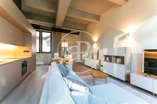 Location Appartement  Carrer del perú. Loft en alquiler en poblenou
