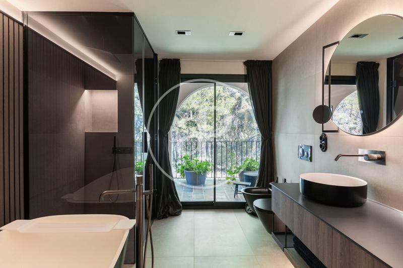 Foto 19f93137-d260-4535-a8fd-6b6a25419ede. Maison avec chauffage parking piscine dans El Bosque Chiva