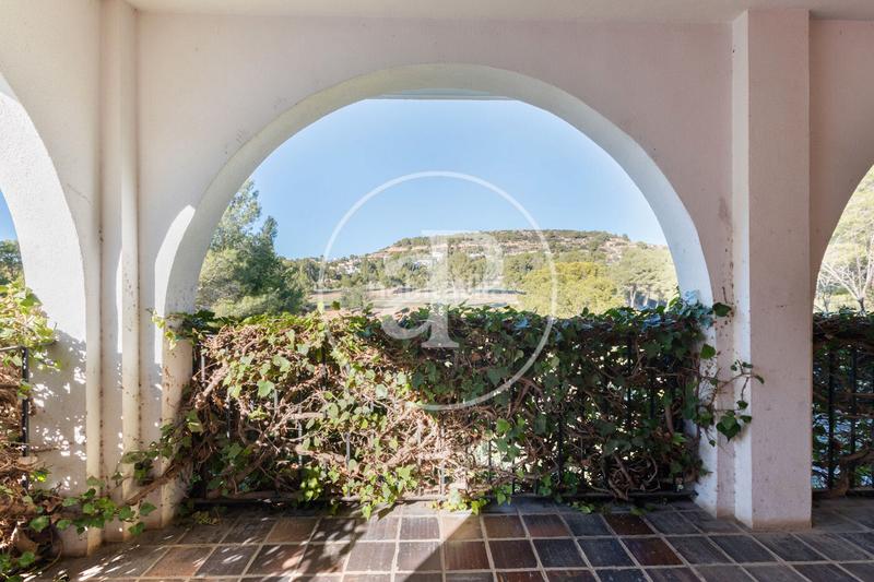 Foto 88e094f7-7f5e-4e1b-9726-c8615d90cf2b. Maison avec chauffage parking piscine dans El Bosque Chiva