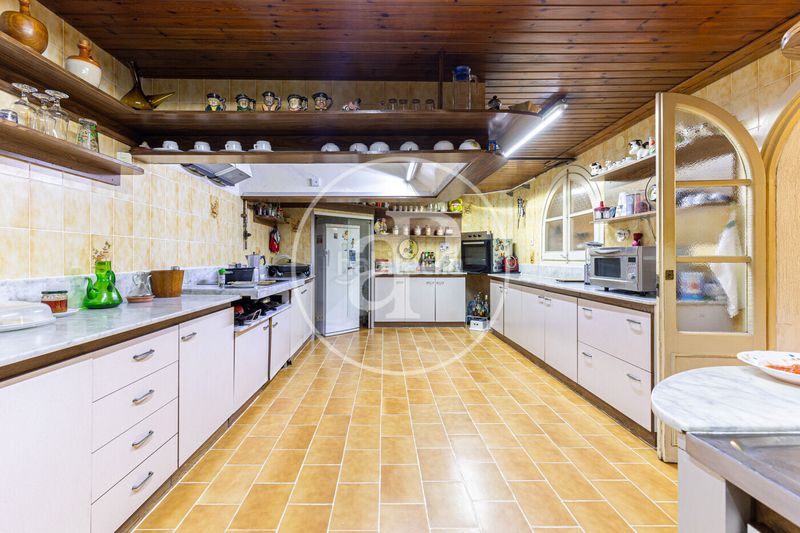Foto a336257f-6118-48aa-823e-270c3cd6acc3. Casa amb calefacció aparcament a Creu Alta Sabadell