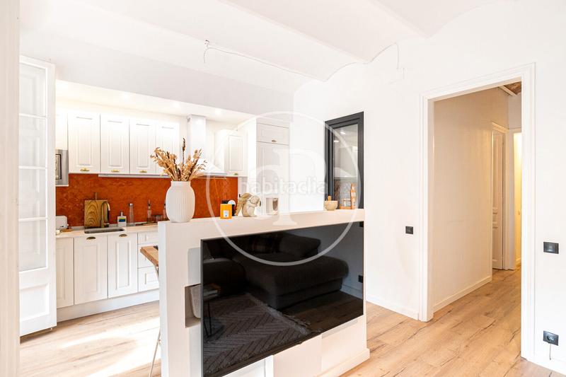 Foto 7596a80b-cf43-4abe-982c-5ff642bd66ae. Lloguer pis amb calefacció aparcament a Vila de Gràcia Barcelona