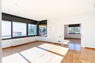 Miete Etagenwohnung  Doctor roux. Piso en alquiler en dr. roux, les tres torres