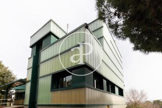 Casa  Carrer de terranova. Casa de seis habitaciones y con vistas al tibidado en venta en b