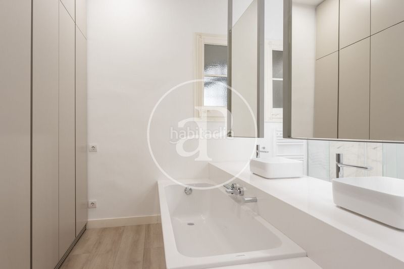 Foto a9babcba-029c-4bdc-b5bd-ad63f55e05d5. Alquiler piso  en alquiler en calle provença eixample esquerra en Barcelona