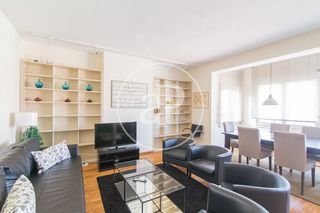 Rent Penthouse  C/ d'ausiàs marc. Piso en alquiler en ausiàs marc