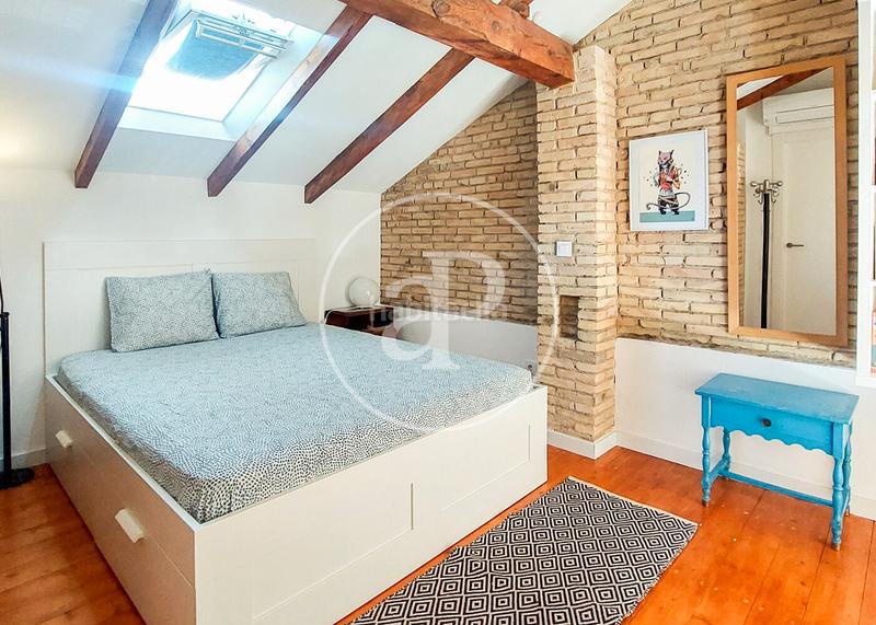 Foto 5bb896d6-fb42-4436-9d4d-6380078d6e72. Dúplex  en venta en en corts en En Corts - Doctor Waksman Valencia