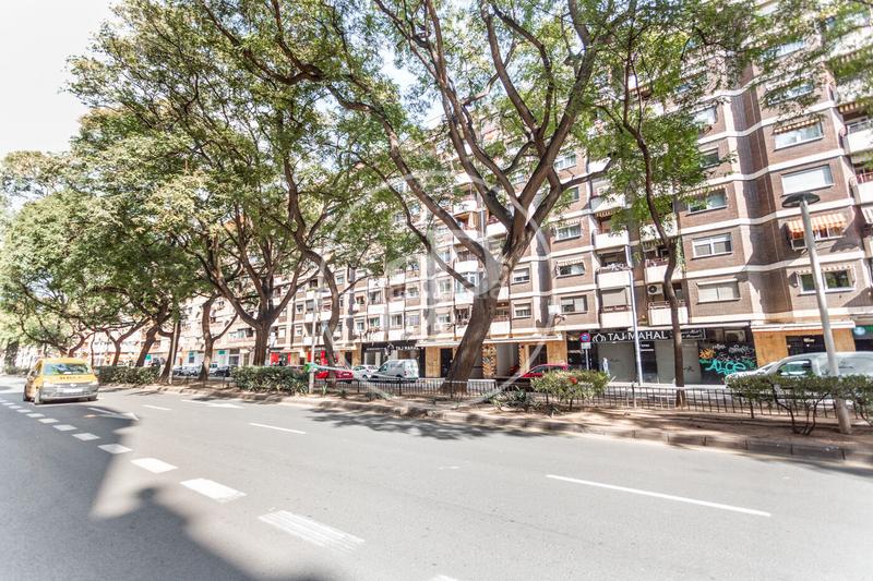 Foto 66f11642-fdcb-4f7b-8fdd-e72c5f4bbaf7. Dúplex  en venta en en corts en En Corts - Doctor Waksman Valencia