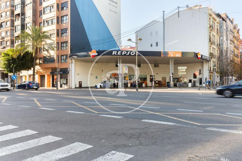 Foto 97ea66a8-dd6c-44fd-9eea-186a30c561b9. Dúplex  en venta en en corts en En Corts - Doctor Waksman Valencia