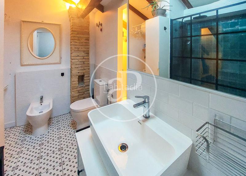 Foto e3876008-a395-4669-8705-a86b24dc1d23. Dúplex  en venta en en corts en En Corts - Doctor Waksman Valencia