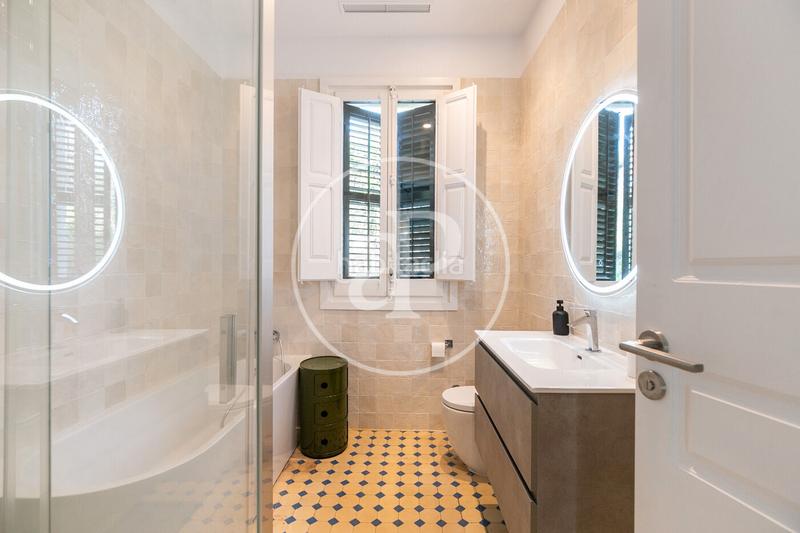 Foto a41cbd57-76ba-4db4-96f3-9b3074c3fadc. Alquiler casa  en alquiler en vallcarca en El Coll Barcelona