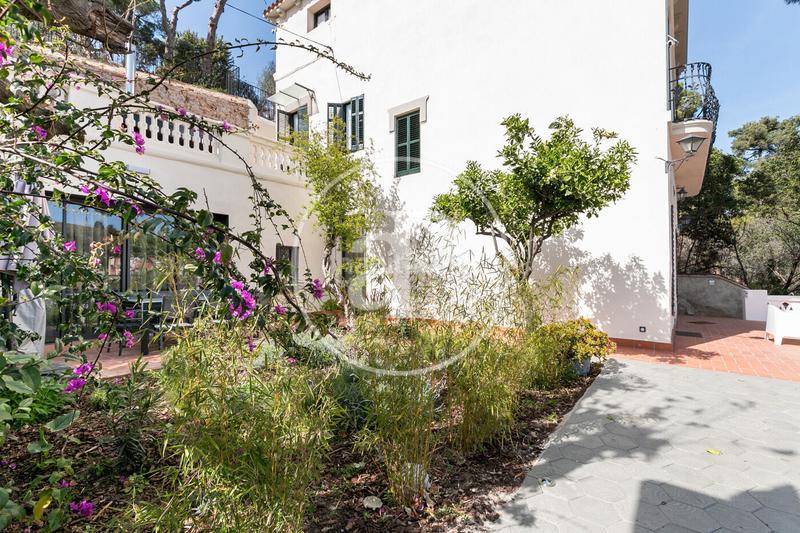 Foto b63d861c-6ff3-4e6f-8013-454081e0e2af. Alquiler casa  en alquiler en vallcarca en El Coll Barcelona