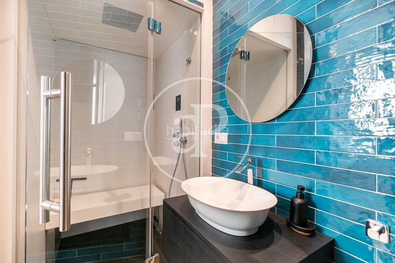 Foto d482a0e8-50b6-4c37-8ff3-19e5c69707d1. Lloguer casa amb calefacció aparcament piscina a Barcelona