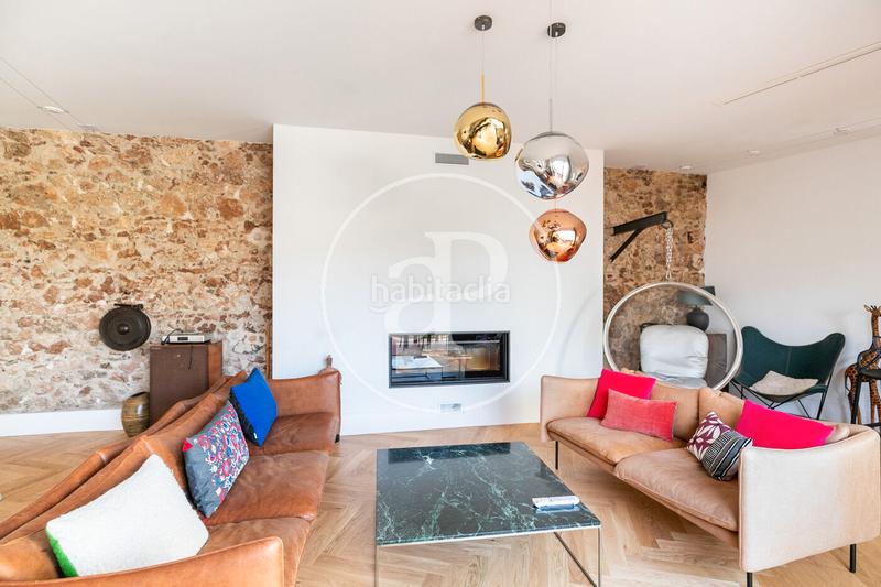 Foto 2fb4e5fd-c745-44fa-a69e-7325e2f76615. Miete haus mit heizung parking pool in El Coll Barcelona