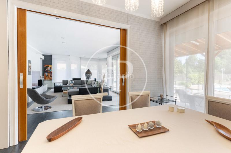 Foto 0632d353-f22f-4f44-b10d-ec6088256d19. Casa amb calefacció aparcament piscina a Can Llobateres-Can Pallars Sant Quirze del Vallès