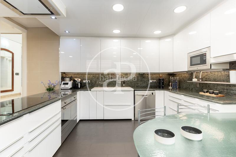 Foto 0dcea3b3-26a5-4dbd-8e35-cc30ca53b5f1. Casa amb calefacció aparcament piscina a Can Llobateres-Can Pallars Sant Quirze del Vallès