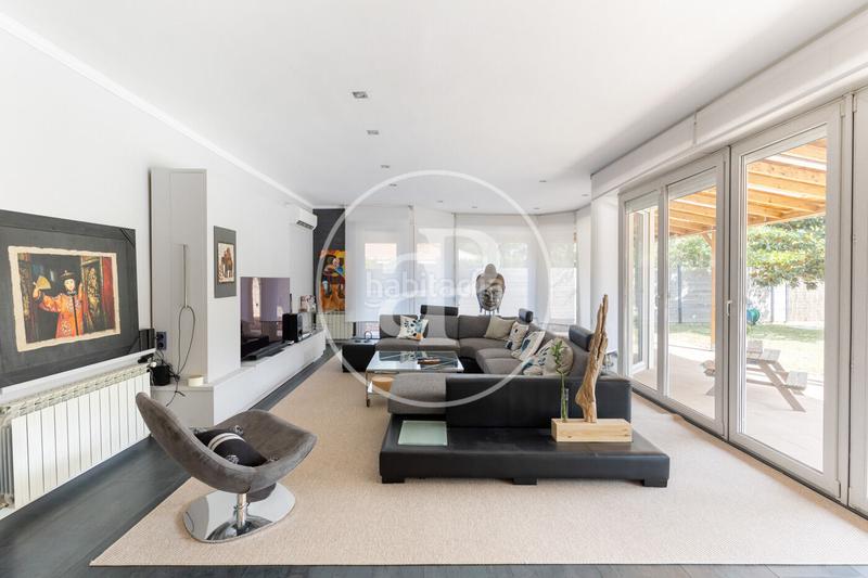 Foto 12713209-075b-4daa-b63a-a0a858869961. Casa amb calefacció aparcament piscina a Can Llobateres-Can Pallars Sant Quirze del Vallès