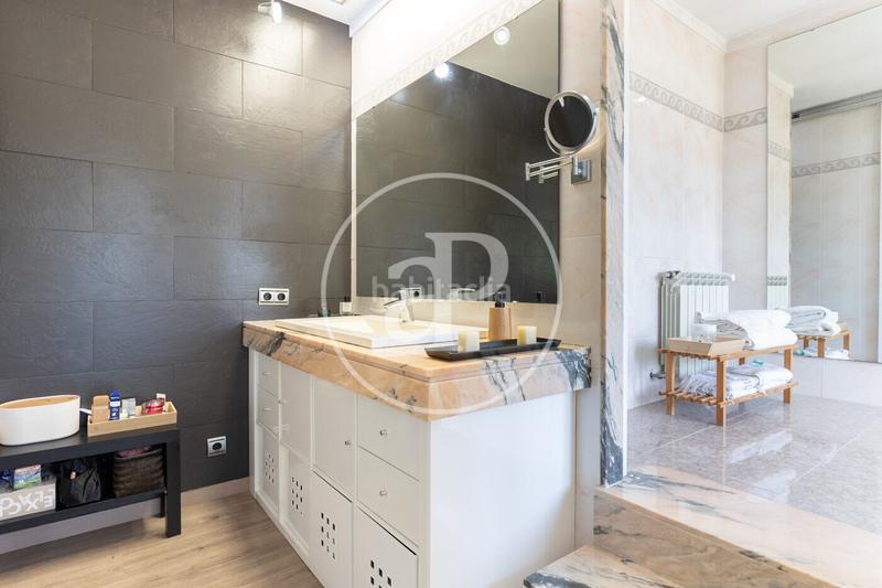 Foto 156b8b2e-0f96-4680-84e3-7fd2bc96ac68. Casa amb calefacció aparcament piscina a Can Llobateres-Can Pallars Sant Quirze del Vallès