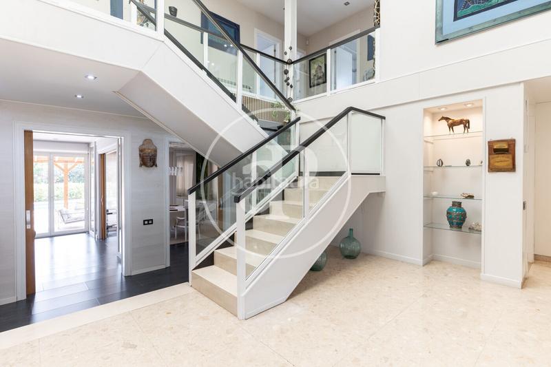 Foto 2bc42c8e-d2c1-4cf7-bcc0-9c3cfe11d509. Casa amb calefacció aparcament piscina a Can Llobateres-Can Pallars Sant Quirze del Vallès