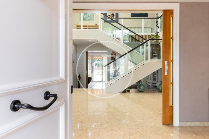 Foto cb73f74b-a65d-439a-b68f-96951321719d. Casa amb calefacció aparcament piscina a Can Llobateres-Can Pallars Sant Quirze del Vallès