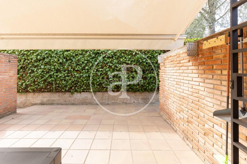 Foto d1f54cb2-2742-46e2-ac7a-af37ec20ee3f. Casa amb calefacció aparcament piscina a Can Llobateres-Can Pallars Sant Quirze del Vallès