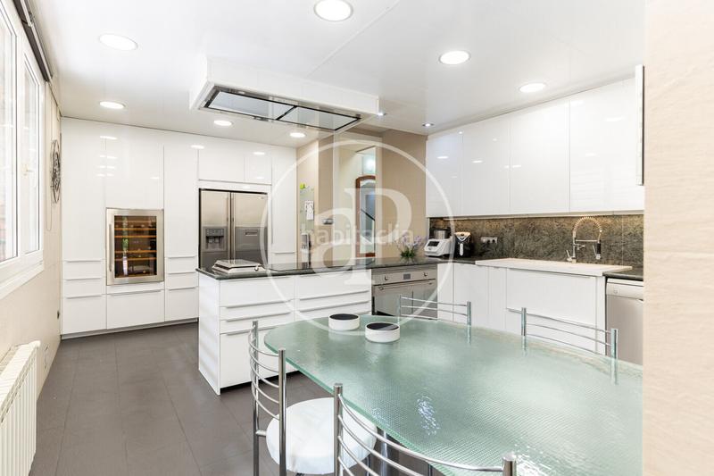 Foto e2cd9064-a518-4df4-9d16-9c21bafc9624. Casa amb calefacció aparcament piscina a Can Llobateres-Can Pallars Sant Quirze del Vallès