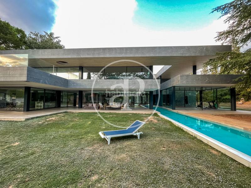 Foto 44060c9c-ab59-48cf-8d99-17f1bb19f3bc. Affitto casa con riscaldamento parcheggio piscina in Sant Cugat del Vallès