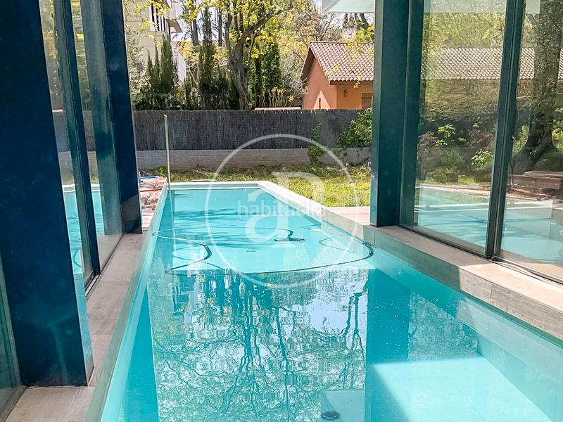 Foto f0739c2a-838c-4615-a1c8-44ff6c24d7e6. Affitto casa con riscaldamento parcheggio piscina in Sant Cugat del Vallès