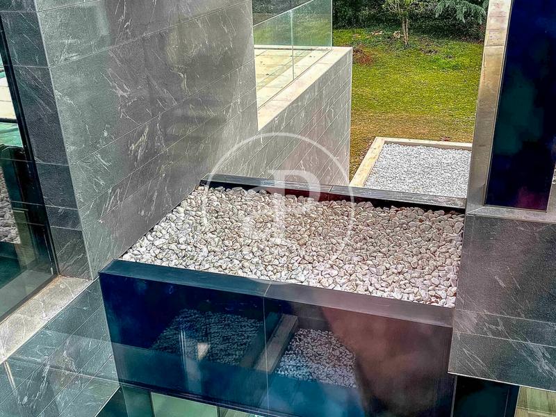 Foto 76e7e003-2104-4888-95c8-5643e93c938d. Lloguer casa amb calefacció aparcament piscina a Sant Cugat del Vallès