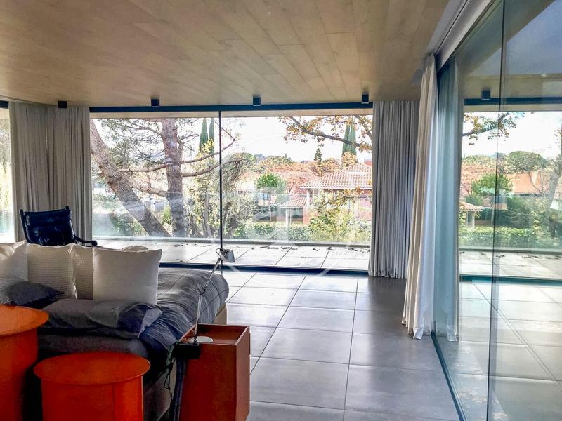 Foto 60b8148f-c5e9-4d3c-b8af-d29b1cf63366. Location maison avec chauffage parking piscine dans Sant Cugat del Vallès