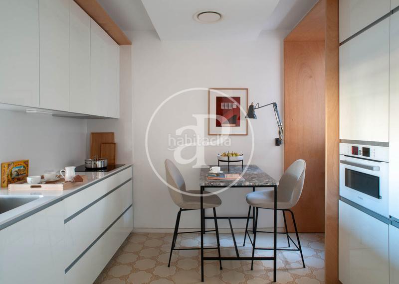 Foto bdf20d31-2315-4a86-b9ed-aa2e2e58ef98. Alquiler piso  en alquiler en sant gervasi en Barcelona