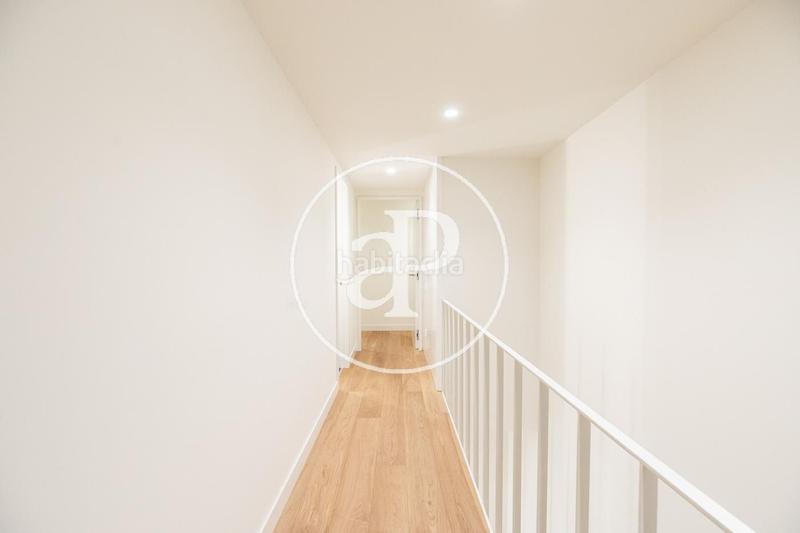 Foto 9a44bfed-5a3e-430c-9f29-afcd5535eaea. Dúplex amb calefacció a Dreta de l´Eixample Barcelona