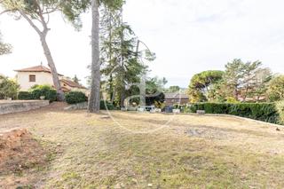 Casa a Valldoreix. Casa en venta sobre terreno de 1400mts en valldoreix