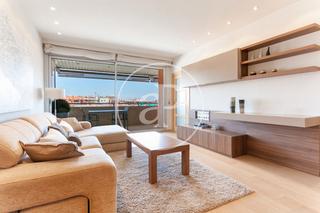 Rent Flat  Gran via de carles iii. Piso en alquiler a unos pasos de avenida diagonal