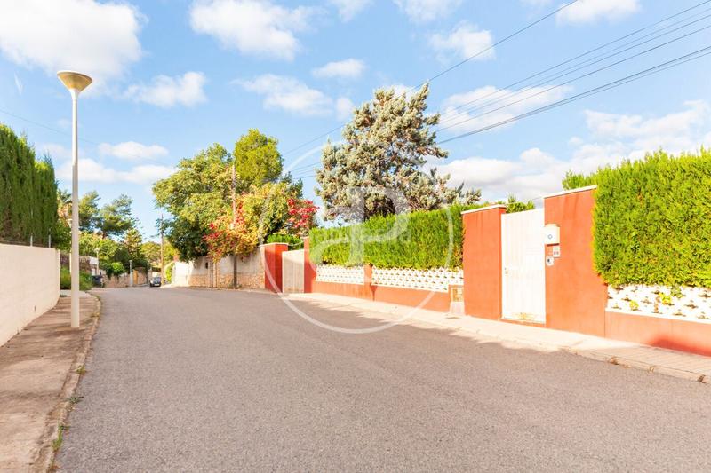 Foto 20d17460-5321-44a0-8cf0-d794fc780519. Terreno residencial en Centro Chiva