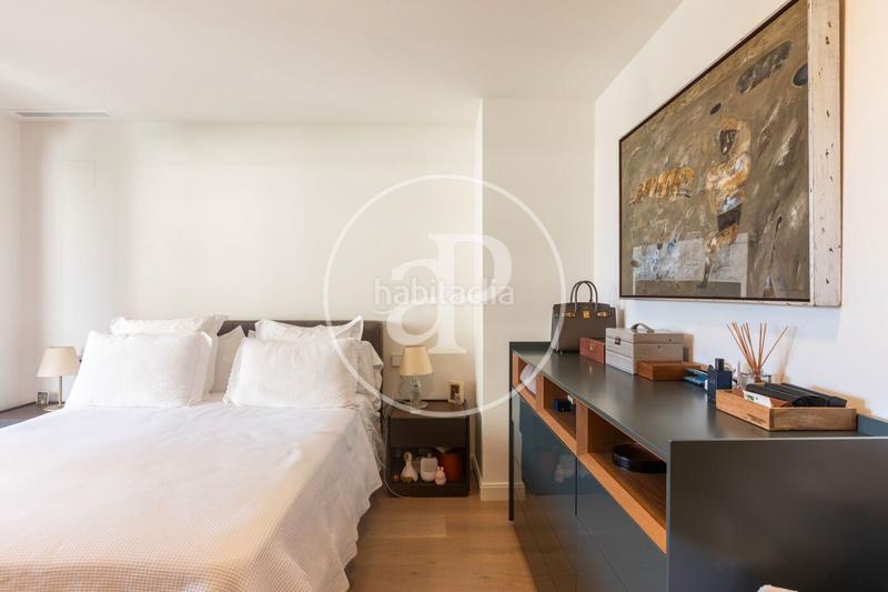 Foto 21d816e6-f292-48f5-9f7f-f3fbf0477c23. Etagenwohnung mit heizung parking in Exposició Valencia