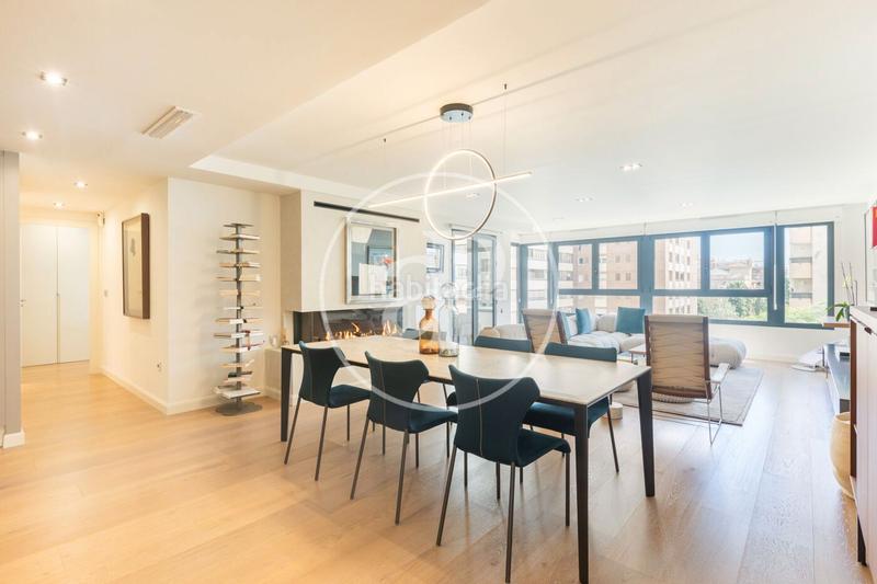 Foto 3e8aa8e4-23f1-4b1c-9301-653d26360544. Etagenwohnung mit heizung parking in Exposició Valencia